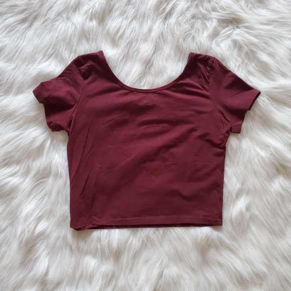 CROPPED MAROON SHORT SLEEVE TEE - Picture 2 of 2